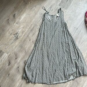 H&M dress US 8